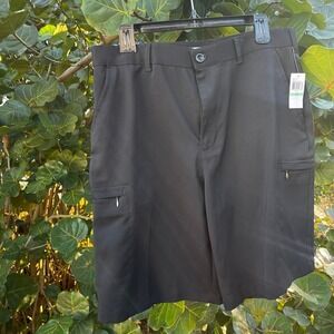 NWT Izod Golf Sportflex black shorts 34